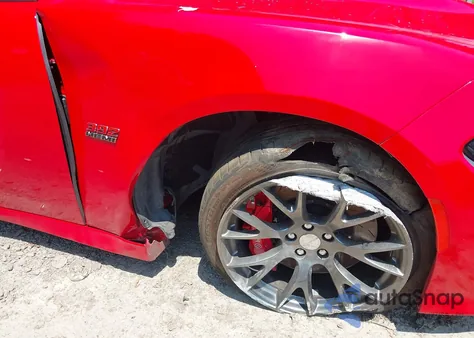 2015 Dodge Charger Srt 392 z USA, uszkodzony, nr VIN 2C3CDXEJ7FH770197